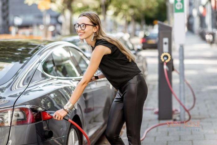 5-things-you-can-do-to-save-gas-while-driving